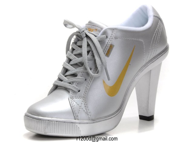 chaussure nike a talon compensé pas cher